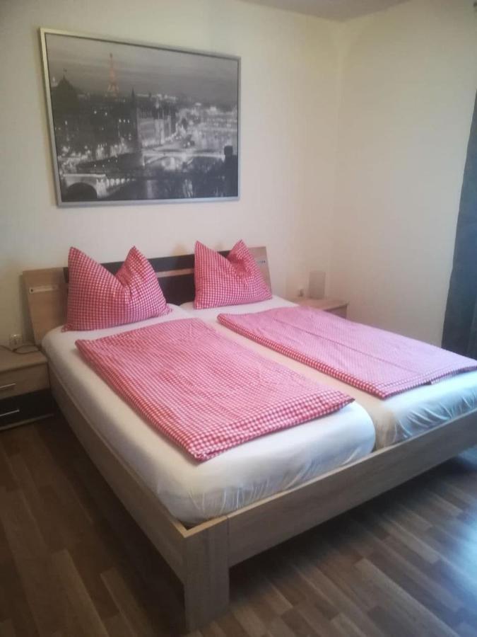Zentral Gelegene, Sehr Ruhige Und Helle Wohnung 그라츠 외부 사진