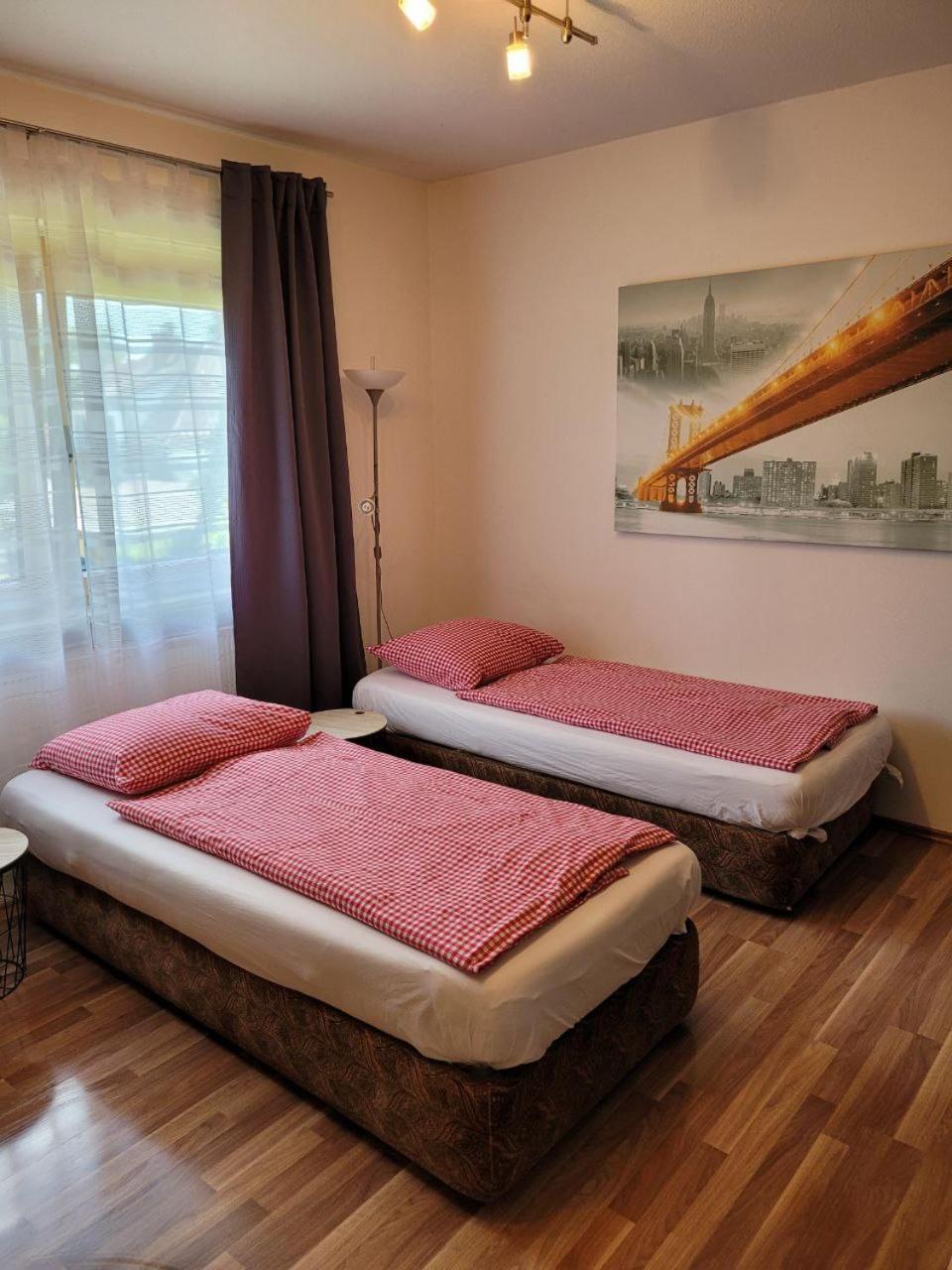 Zentral Gelegene, Sehr Ruhige Und Helle Wohnung 그라츠 외부 사진
