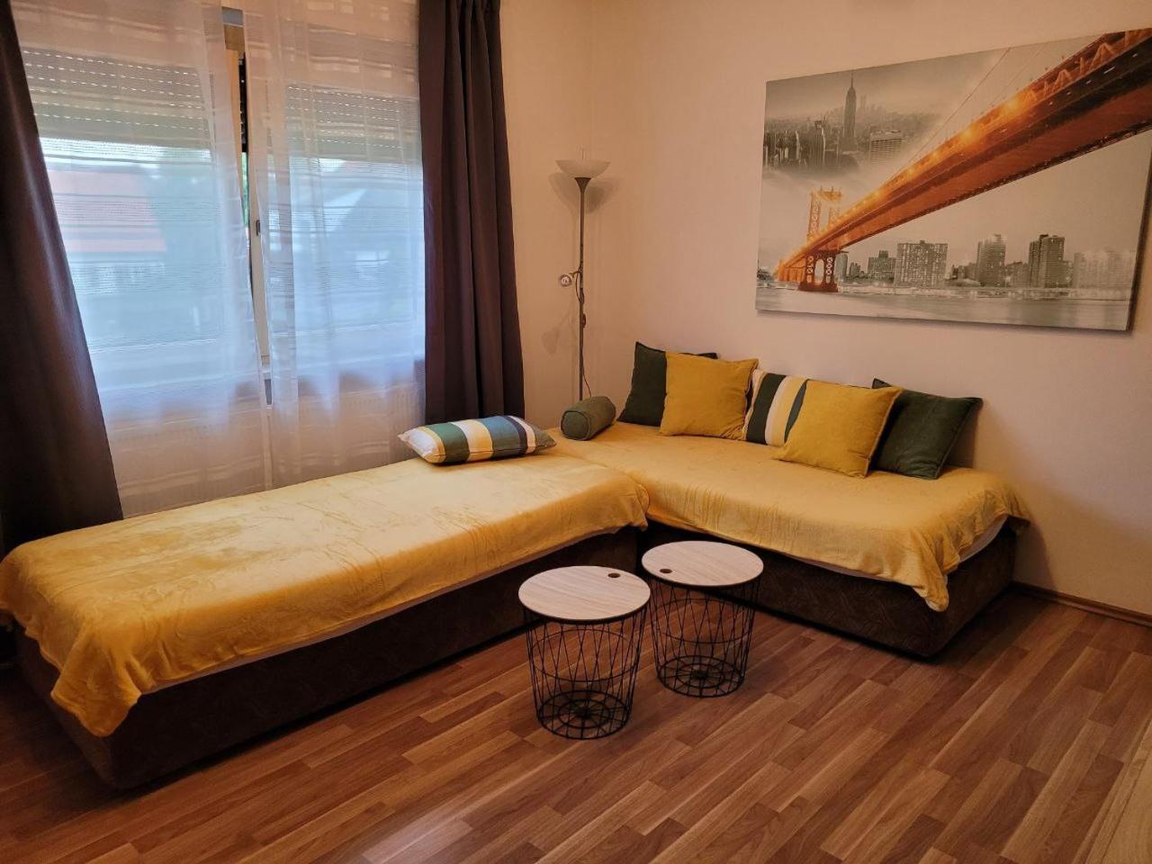 Zentral Gelegene, Sehr Ruhige Und Helle Wohnung 그라츠 외부 사진